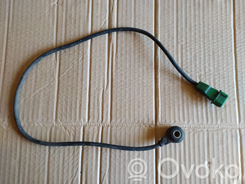 Audi A4 S4 B5 8D Detonation knock sensor 