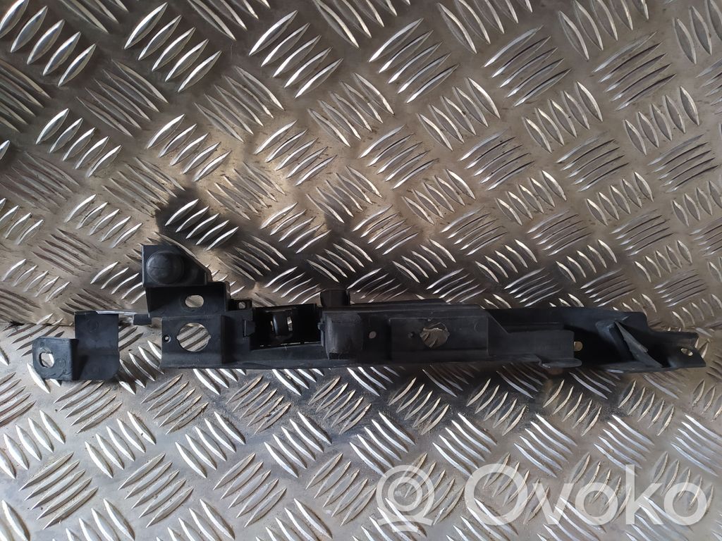 Front bumper mounting bracket   13266900