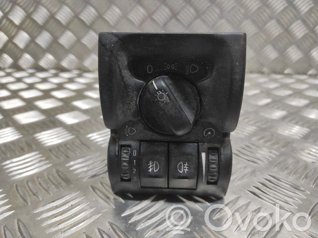 Opel Vectra B Light switch 