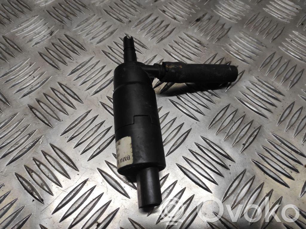 BMW 3 E46 Headlight washer pump 