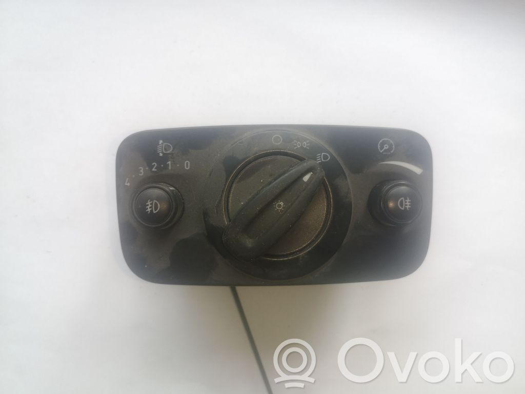 Ford Mondeo MK IV Light switch 