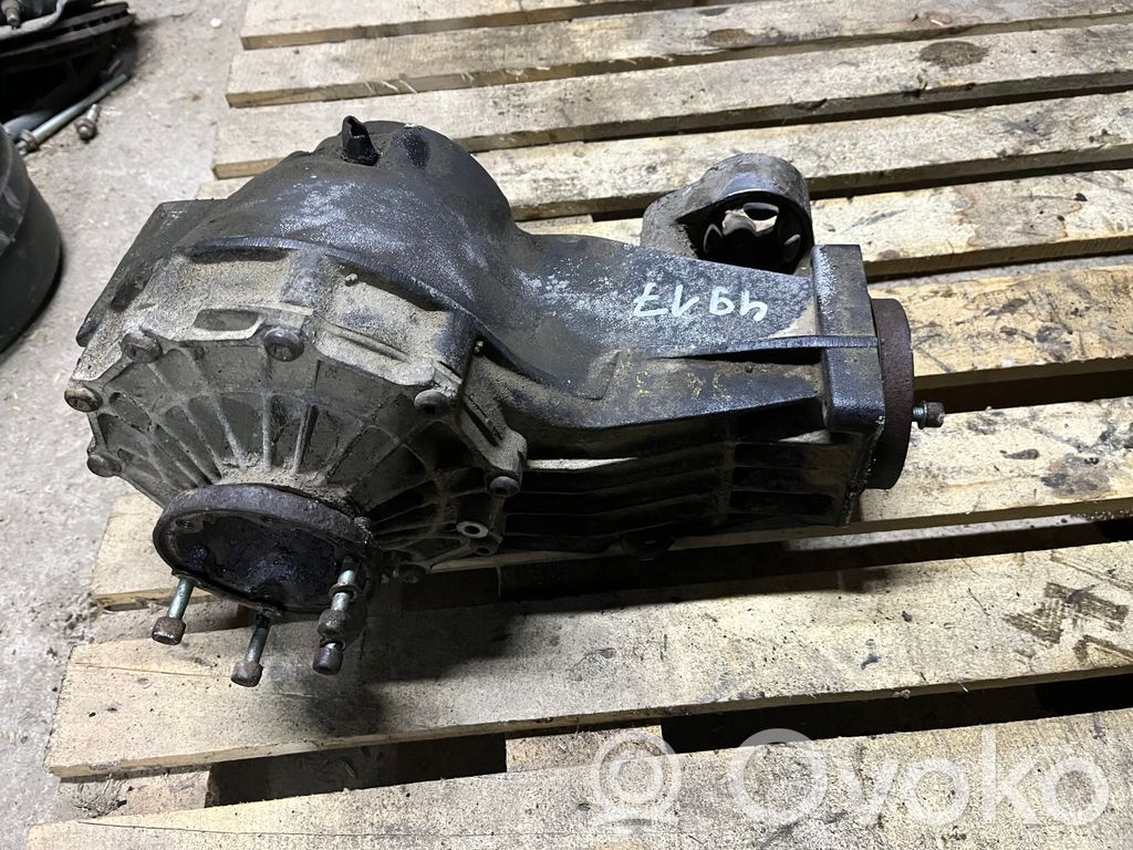 Volkswagen PASSAT B5.5 Galinis reduktorius 