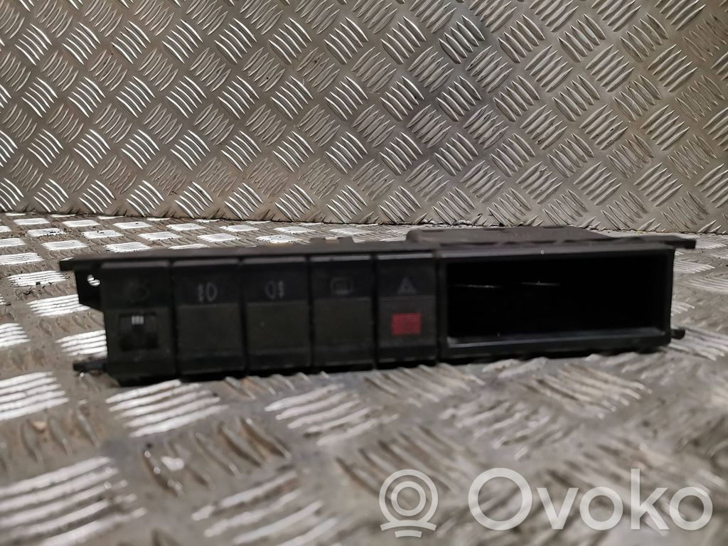 Audi A6 S6 C4 4A Zestaw przełączników i przycisków 