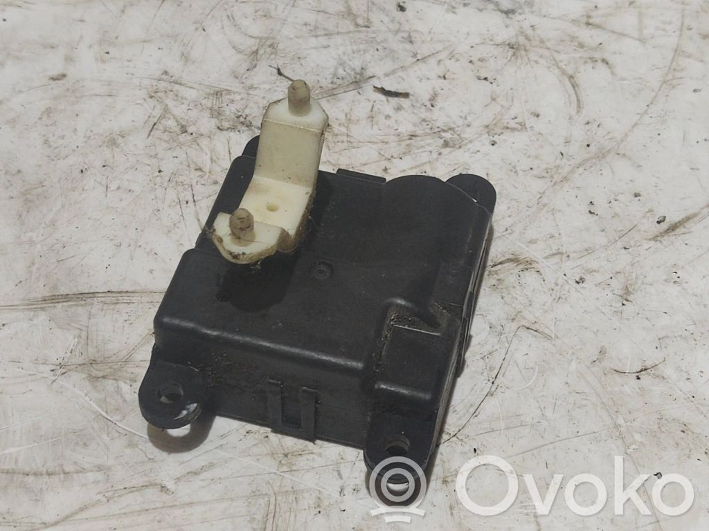 Nissan Almera Tino Silniczek nagrzewnicy 