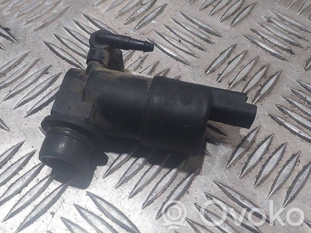 Peugeot 207 Windscreen/windshield washer pump 