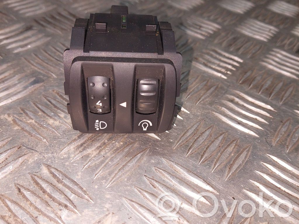 Renault Megane III Interruptor de control de altura del faro delantero 