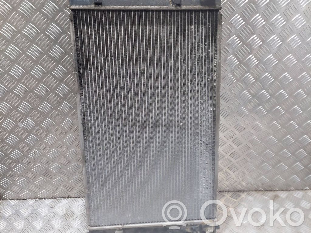 Toyota Avensis T250 Coolant radiator 