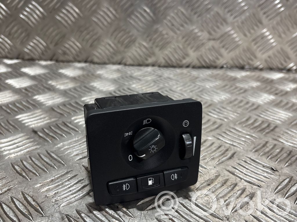 Light switch   30669735,04W16T