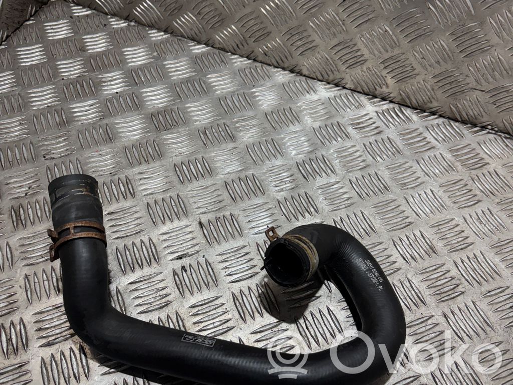 Volvo V50 Conductă/furtun lichid de răcire motor 