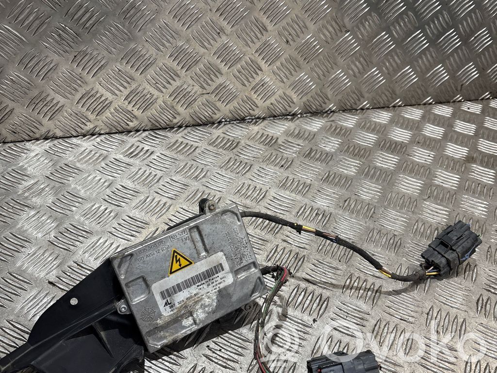Volvo V50 Headlight ballast module Xenon 