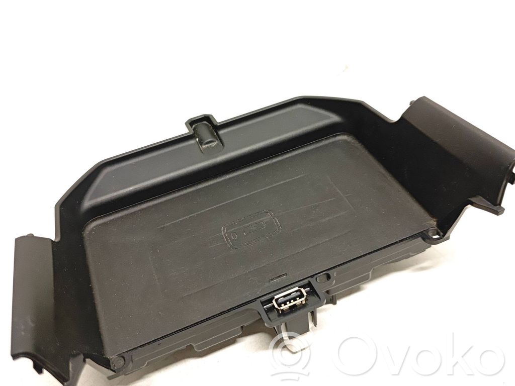 BMW 5 G30 G31 G38 Modul încărcare wireless 