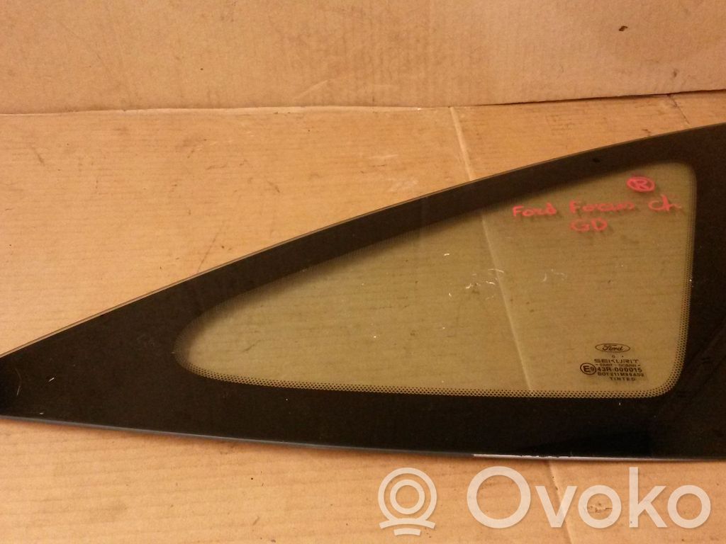 Rear side window