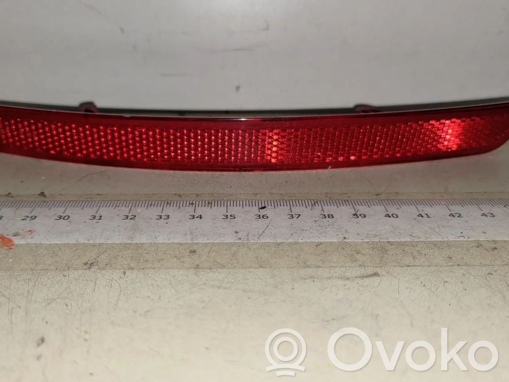 Citroen C5 Reflector spate 