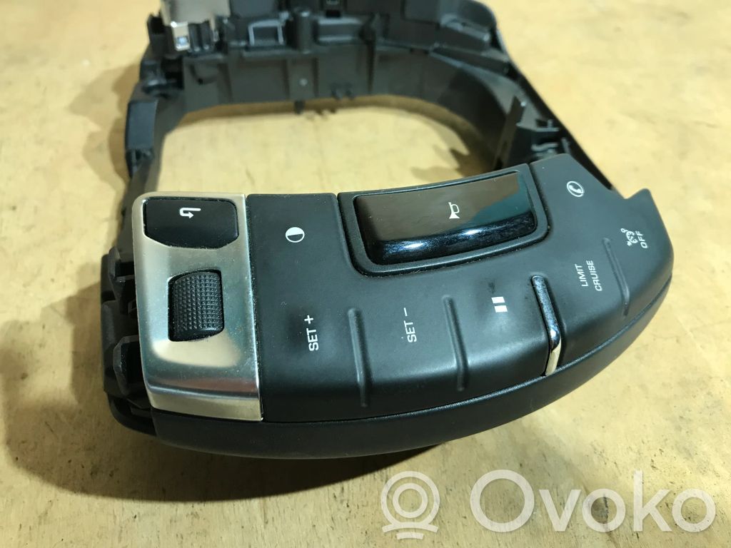 Citroen C5 Steering wheel buttons/switches 