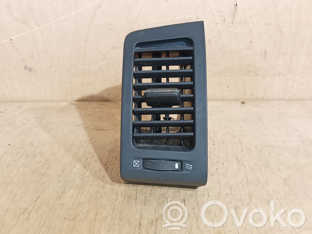 Toyota Corolla Verso E121 Grilă ventilație centrală 