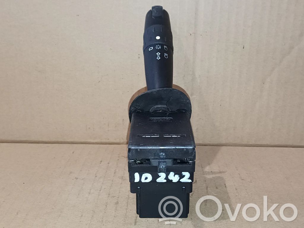 Peugeot 406 Indicator stalk 