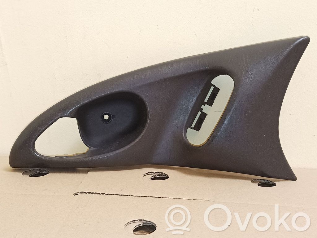Ford Focus Other front door trim element 