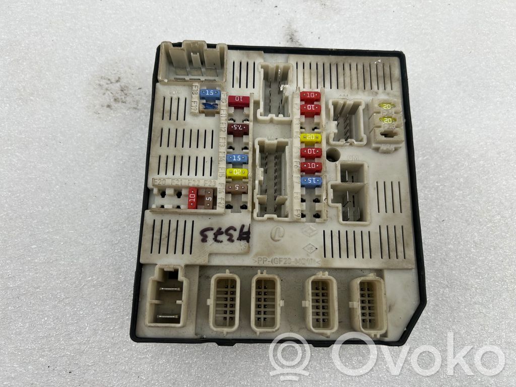 Renault Laguna III Módulo de fusible 