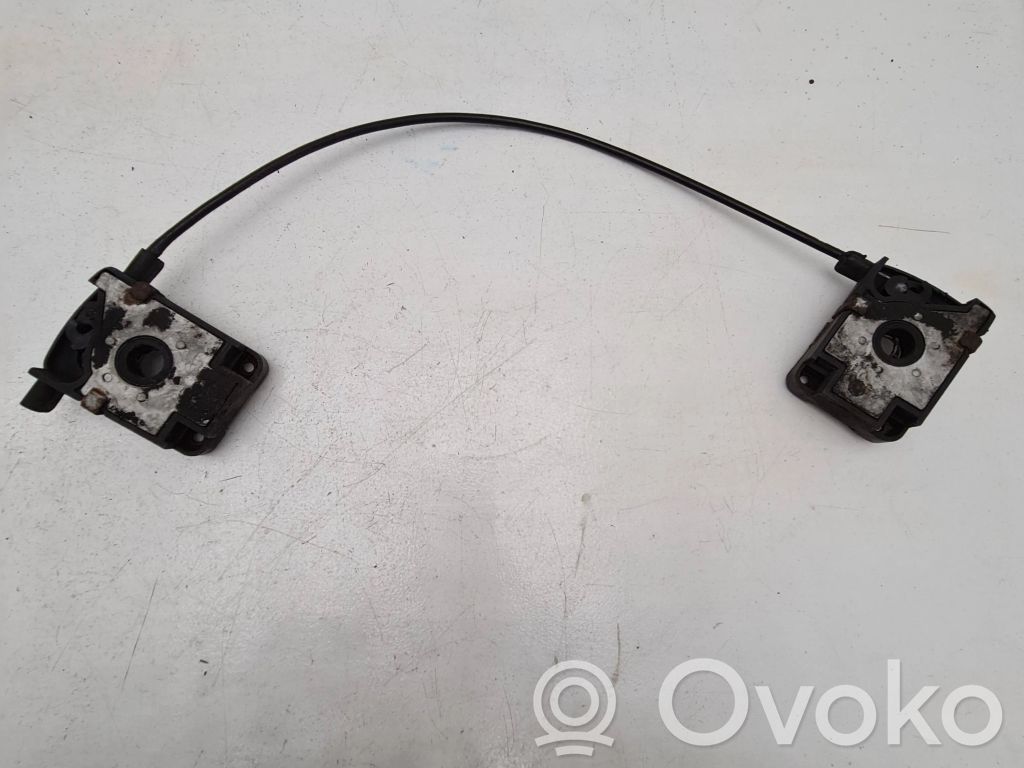 Engine bonnet/hood lock release cable   8208630119702