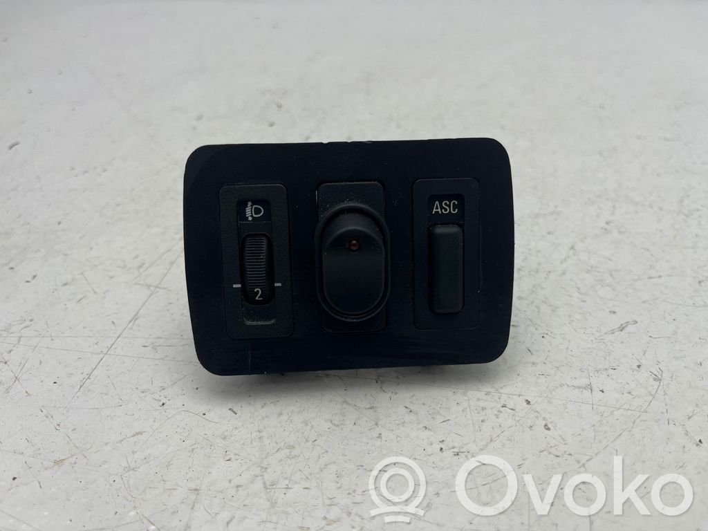 Headlight level height control switch   51458146033