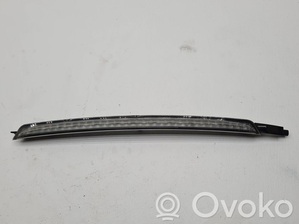BMW 3 E46 Third/center stoplight 