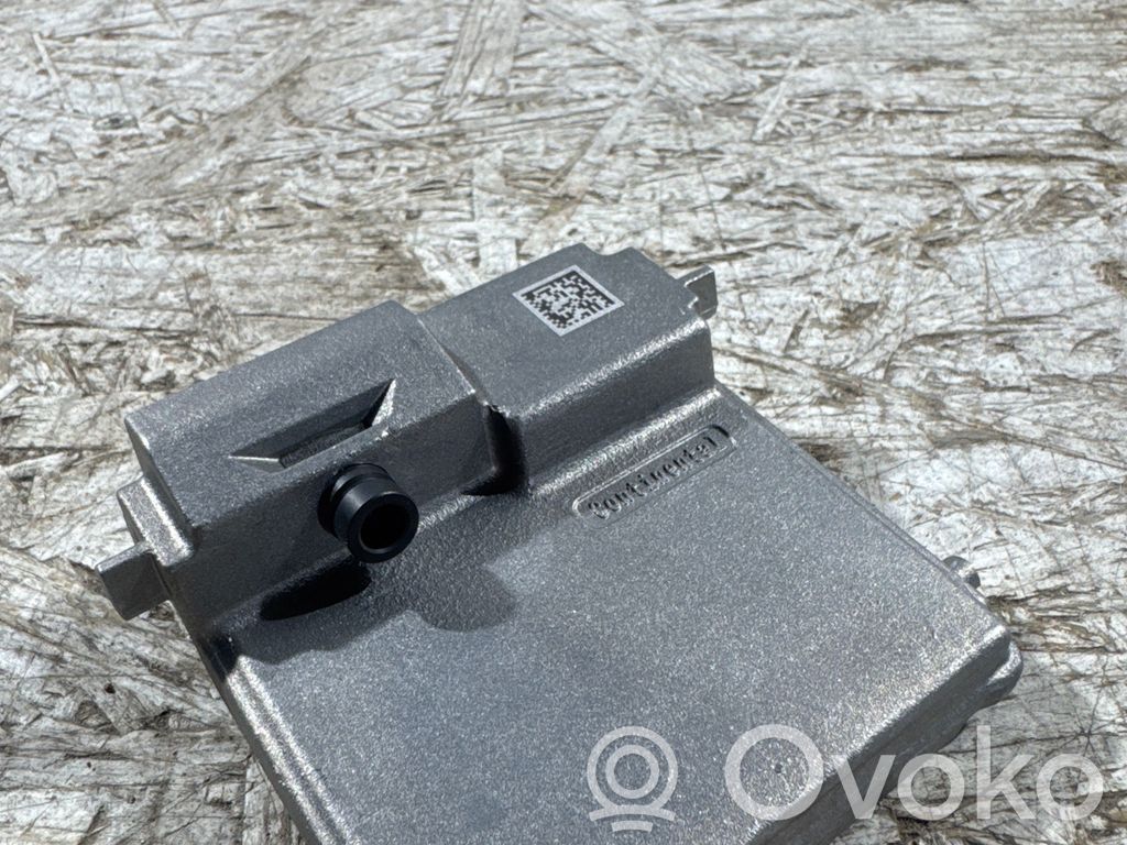 Toyota RAV 4 (XA50) Windshield/windscreen camera 