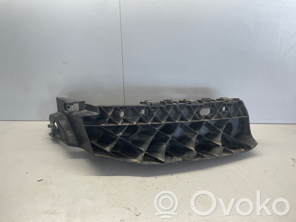 Dodge Durango Front bumper mounting bracket 