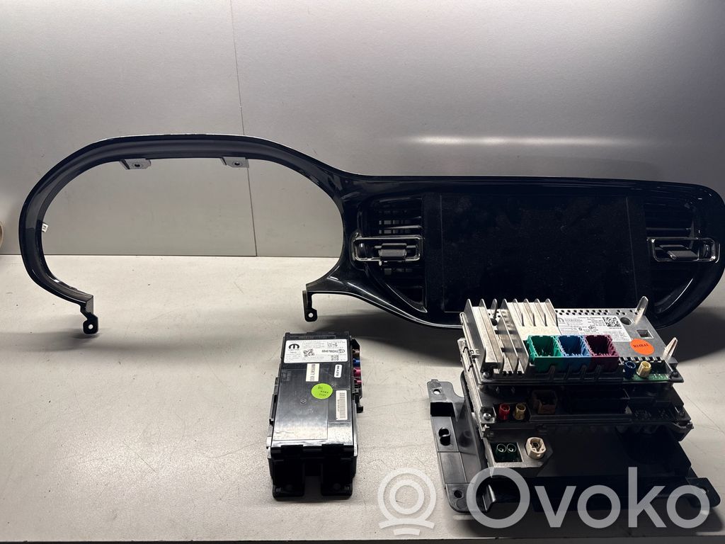 Other control units/modules   P684465284AC,68467662AG