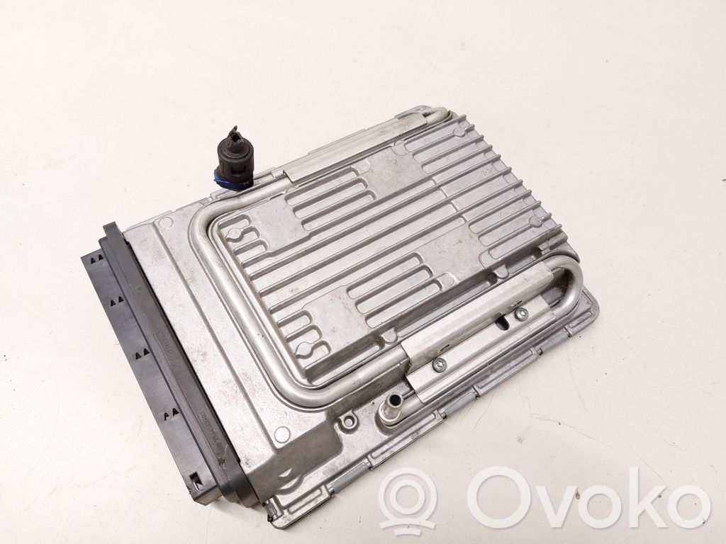 BMW 7 F01 F02 F03 F04 Engine control unit/module 