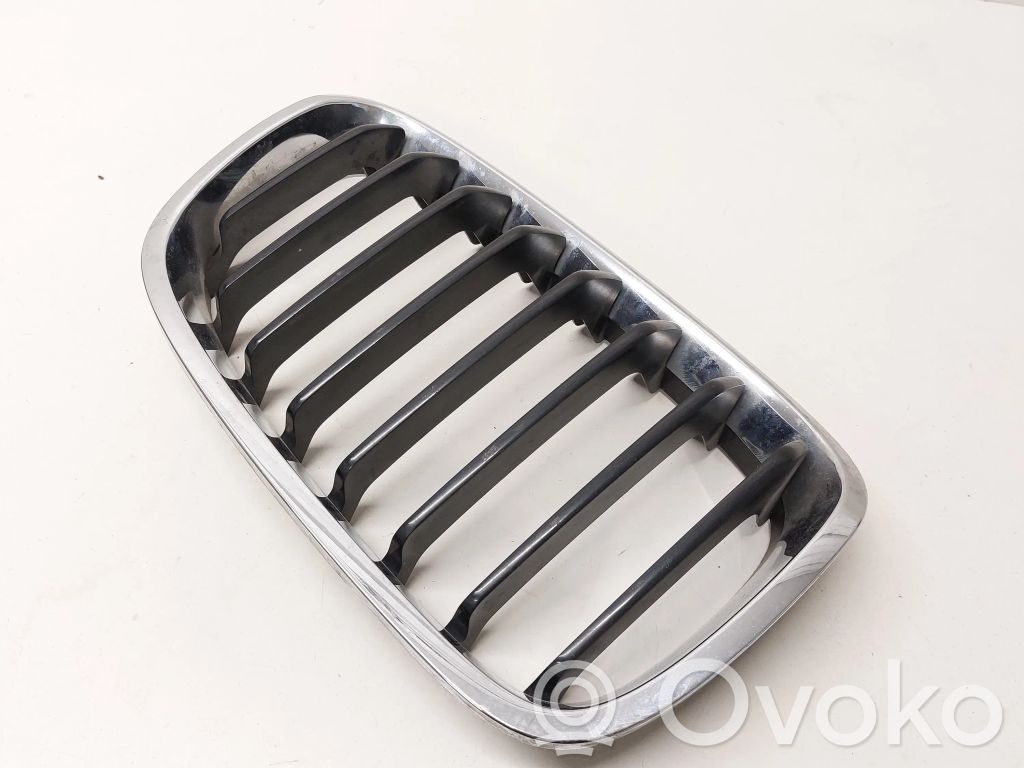 Front grill   7262118,7262120,7239022