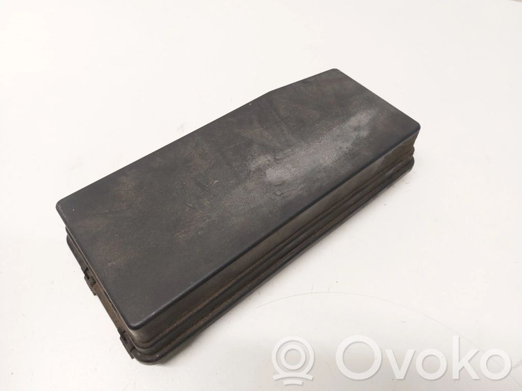 Opel Antara Fuse box cover 