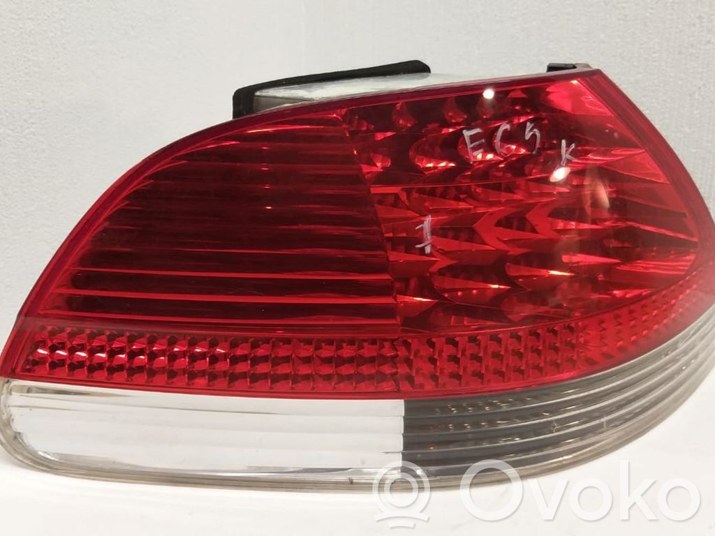 BMW 7 E65 E66 Galinis žibintas kėbule 