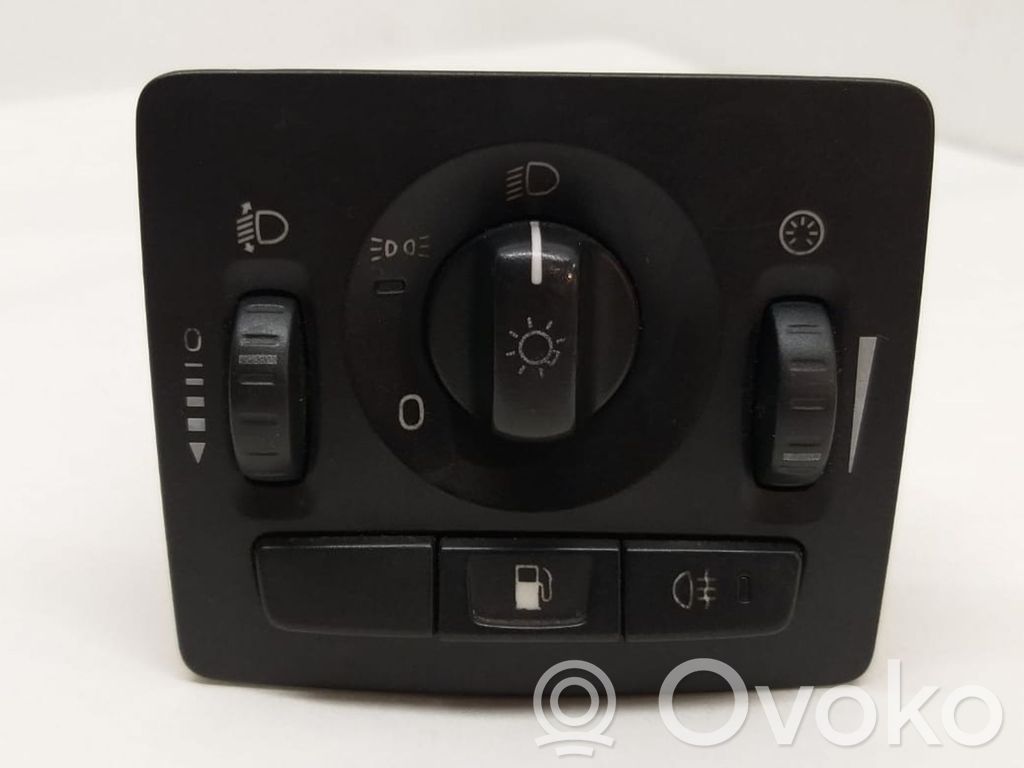 Light switch   30669734,03W50T