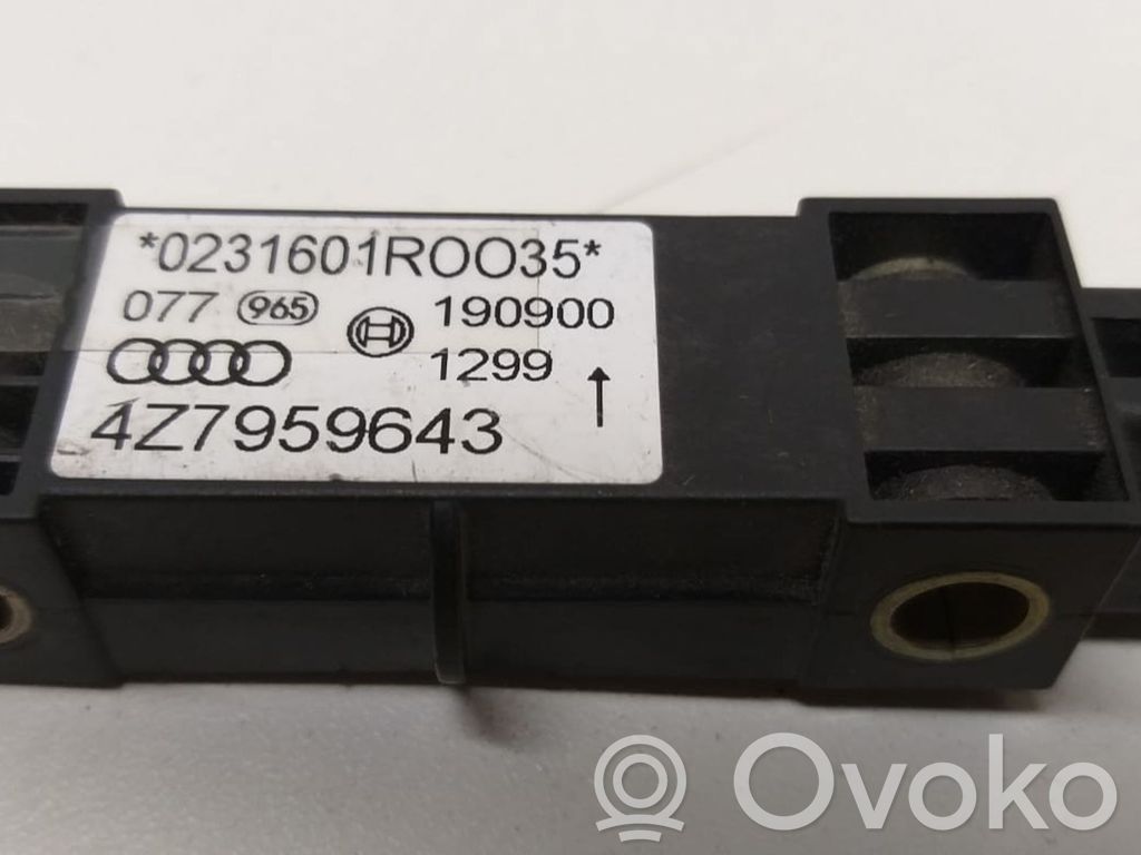 Czujnik uderzenia Airbag   4Z7959643,190900