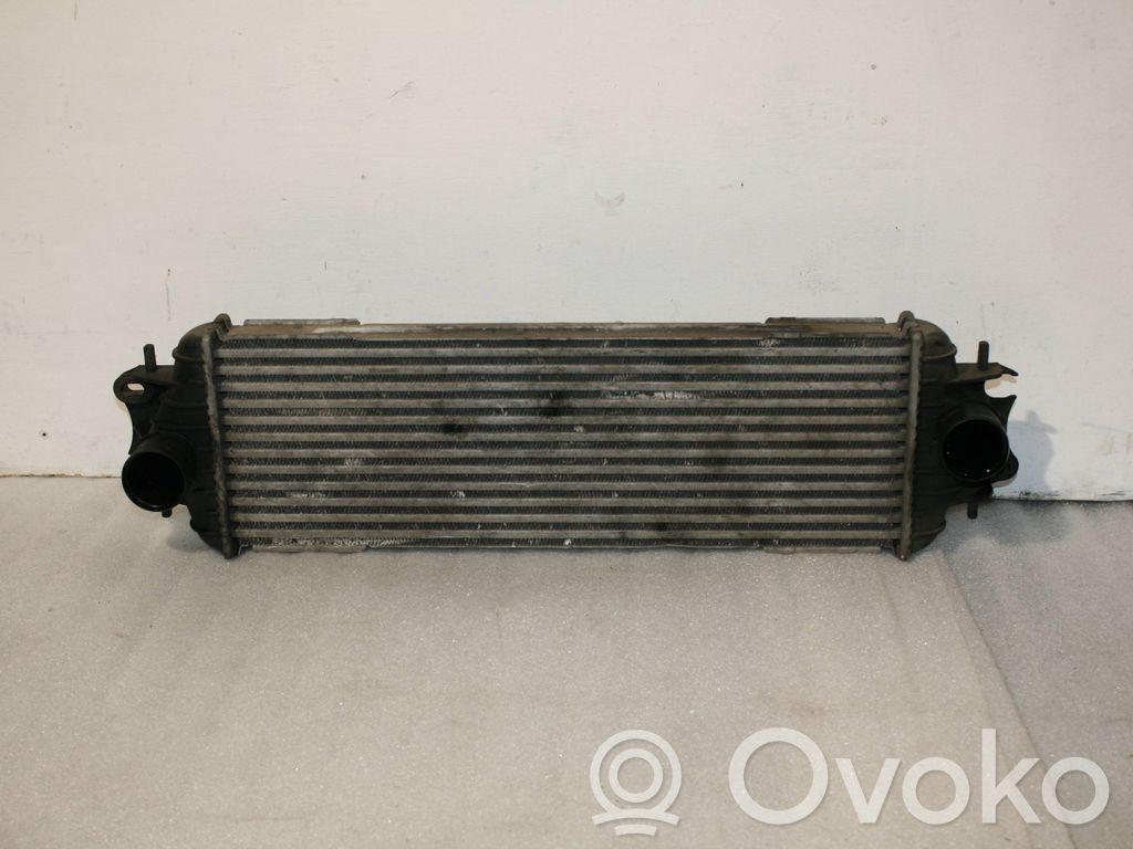 Opel Vivaro Interkūlerio radiatorius 