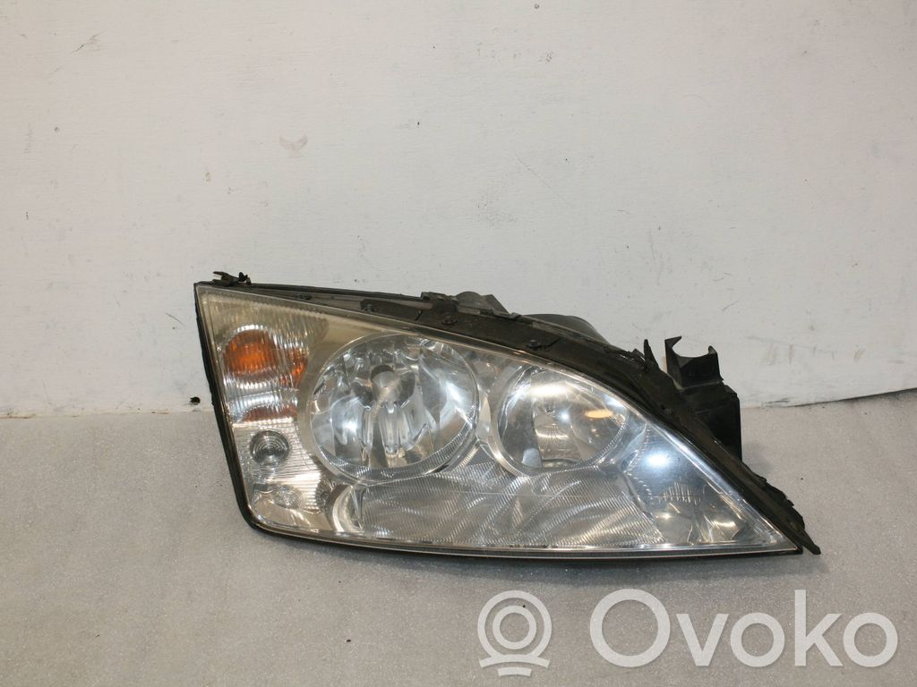 Ford Mondeo Mk III Headlight/headlamp 