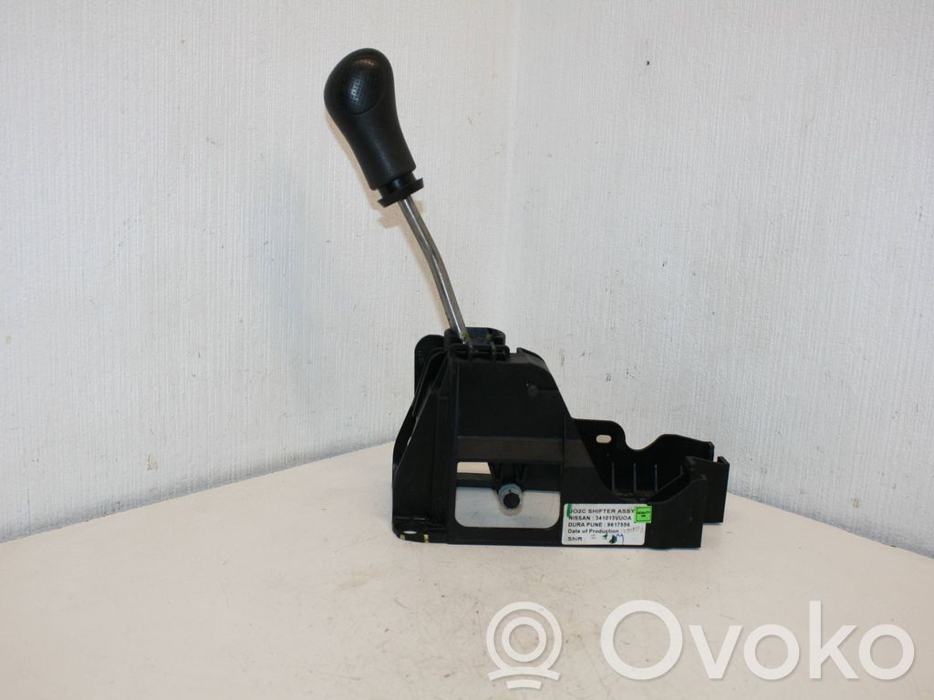 Nissan Note (E12) Gear shifter/selector 