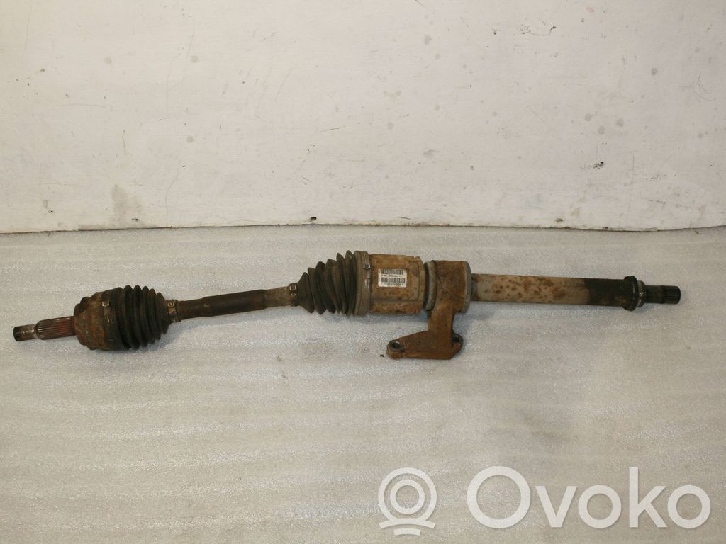 Dodge Caliber Priekšējā pusass 