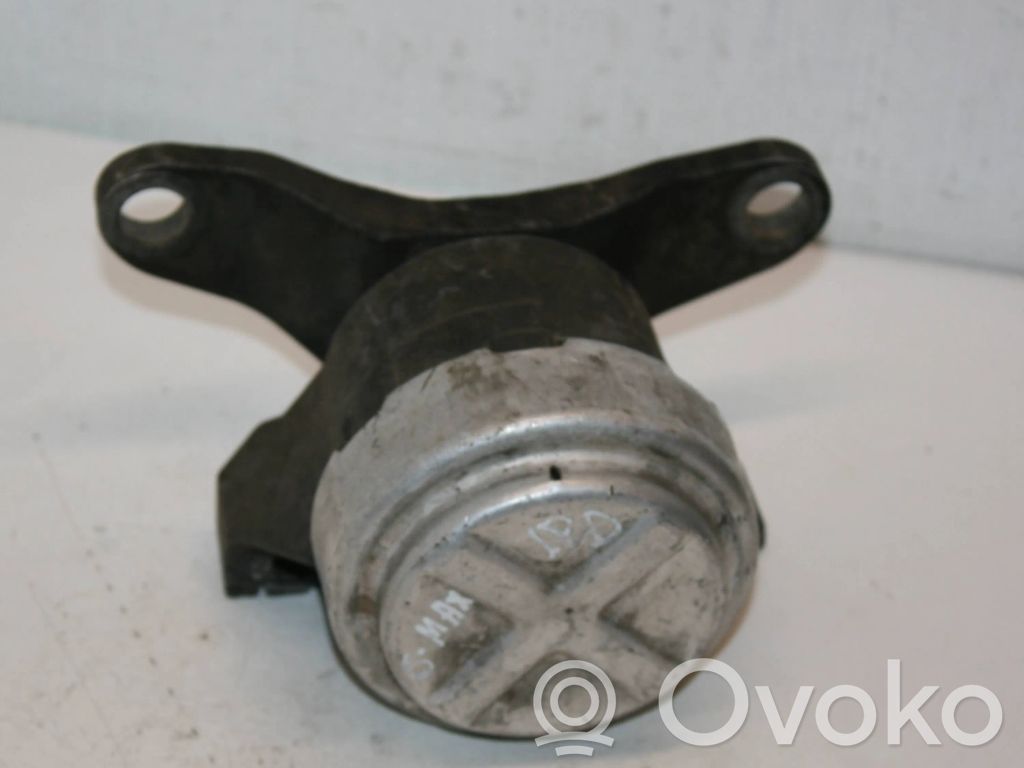 Ford S-MAX Engine mount bracket 
