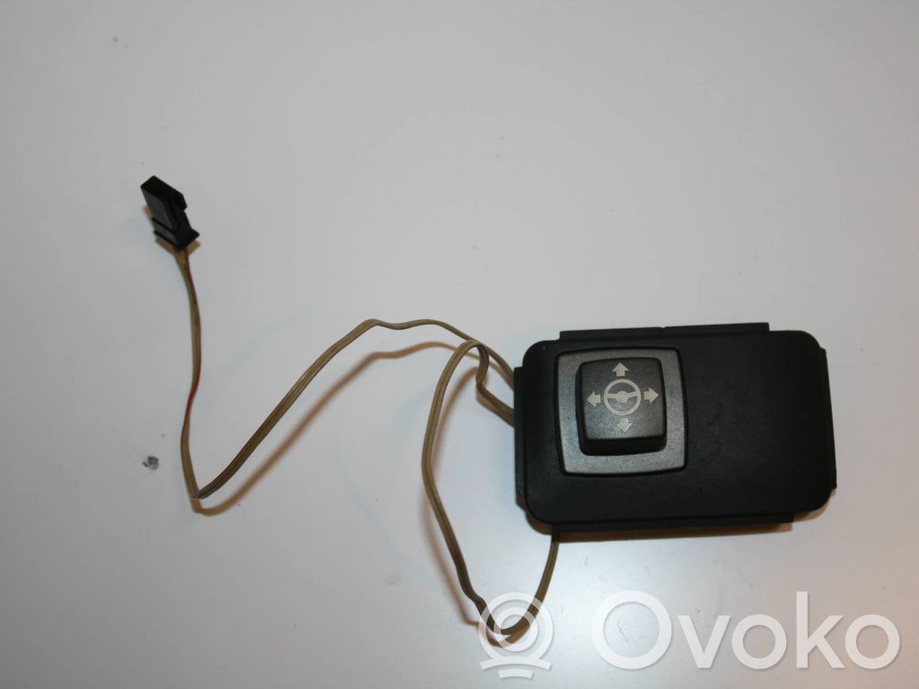Steering wheel adjustment switch   03200710