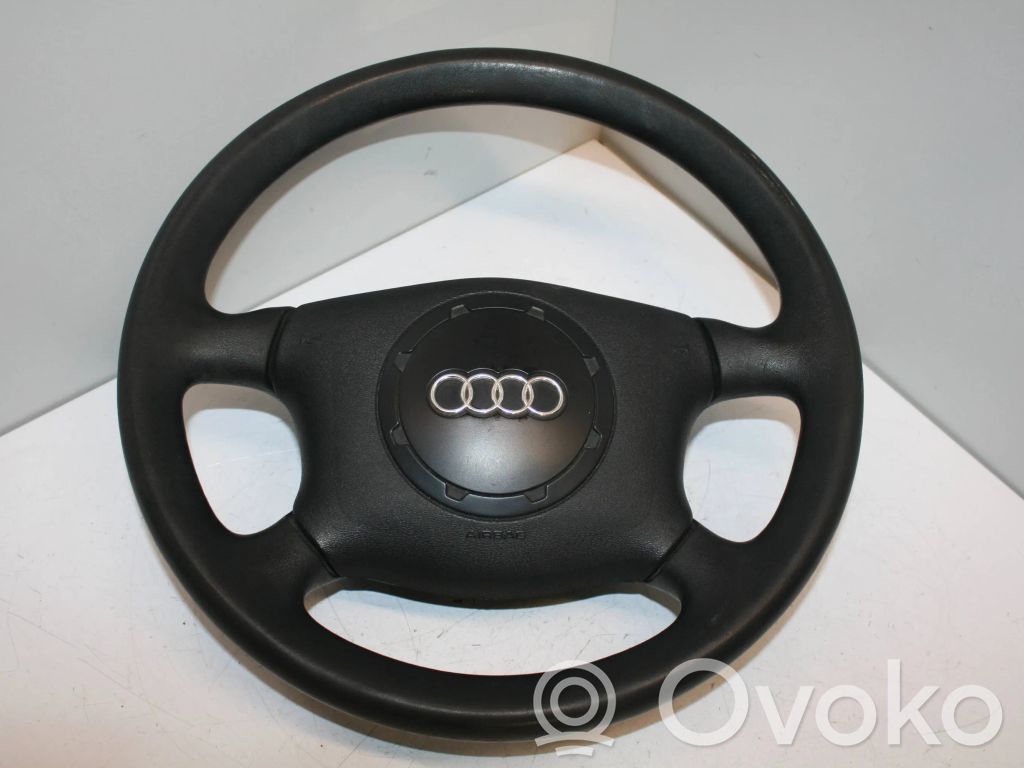 Audi A3 S3 8L Ohjauspyörä 