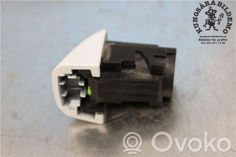 Manecilla externa puerta delantera   8T0837167A,8T0837167A,8T0837167A