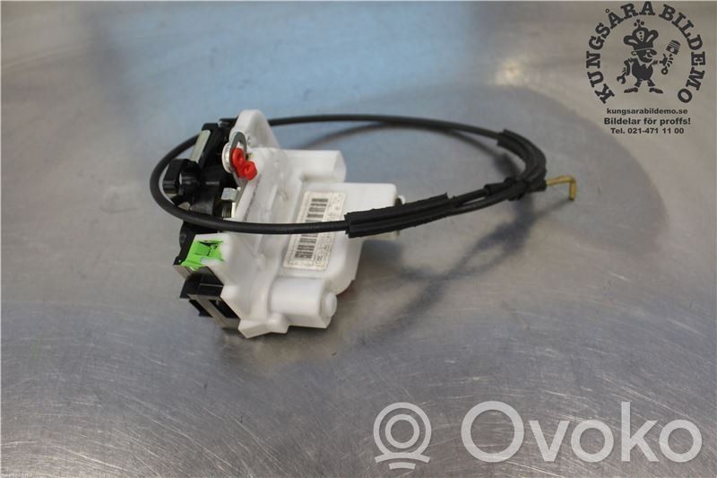 Fiat 500 Zamek drzwi przednich 