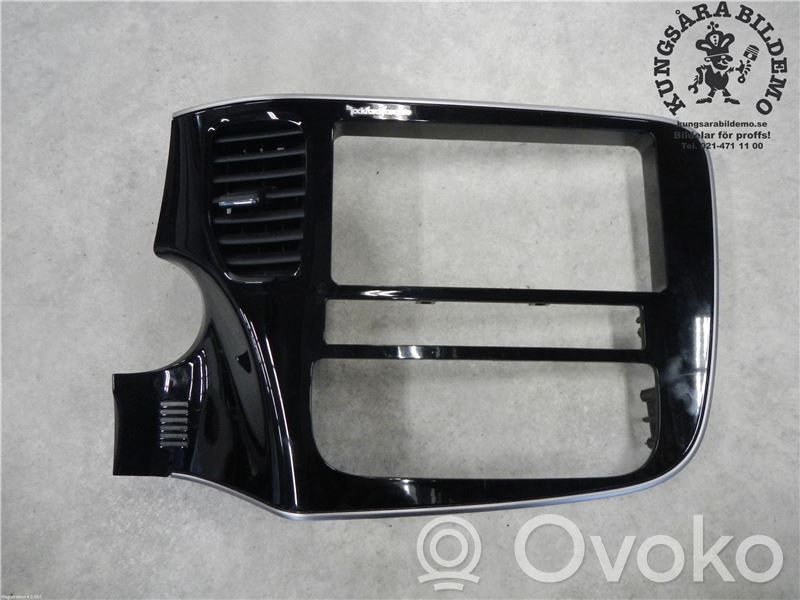 Mitsubishi Outlander Cadre, panneau d'unité radio / GPS 