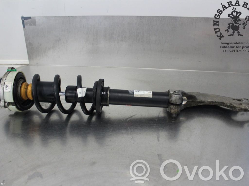 Audi A4 S4 B9 8W Amortyzator osi przedniej ze sprężyną 