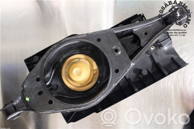 Ford Focus Querlenker hinten 