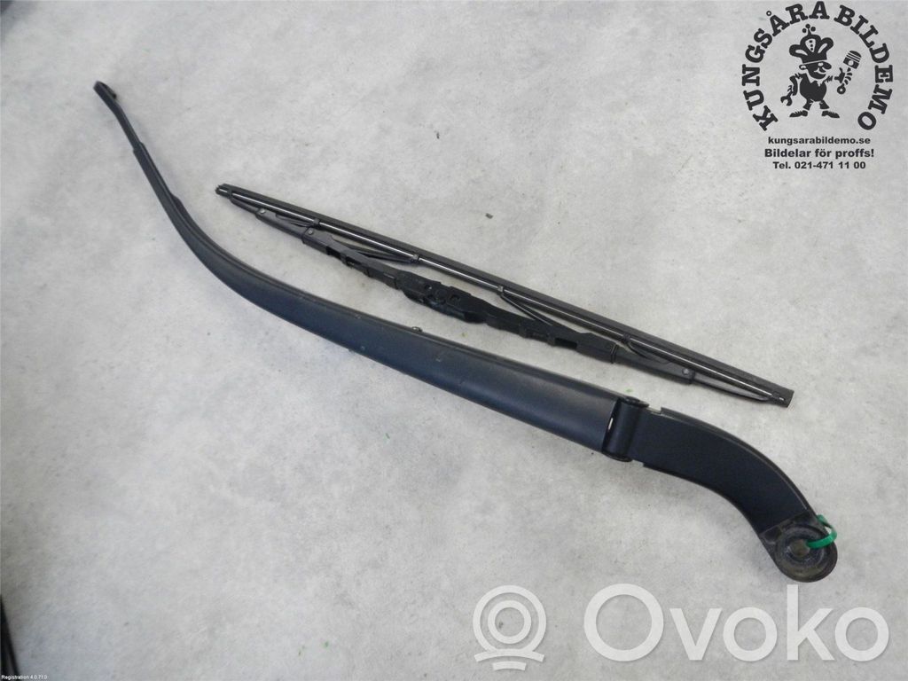 Mazda 3 III Front wiper blade arm 