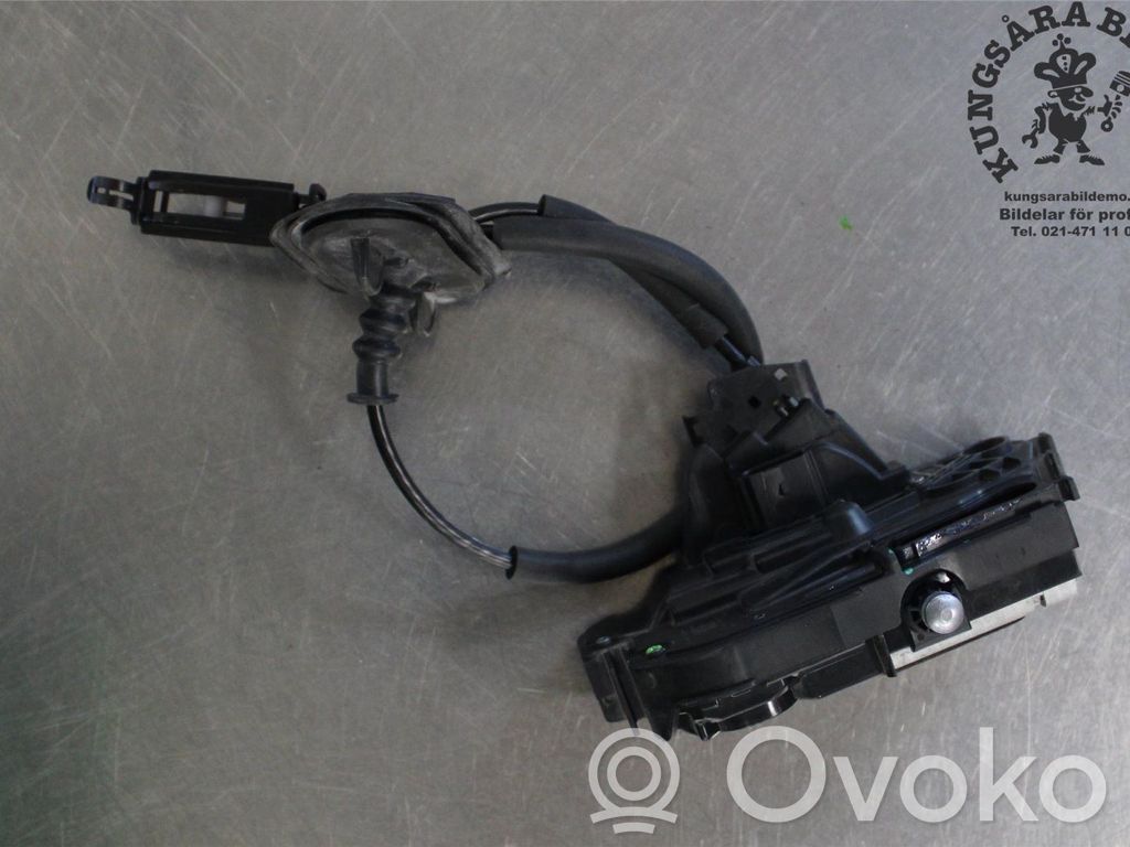 Ford Focus Front door lock 