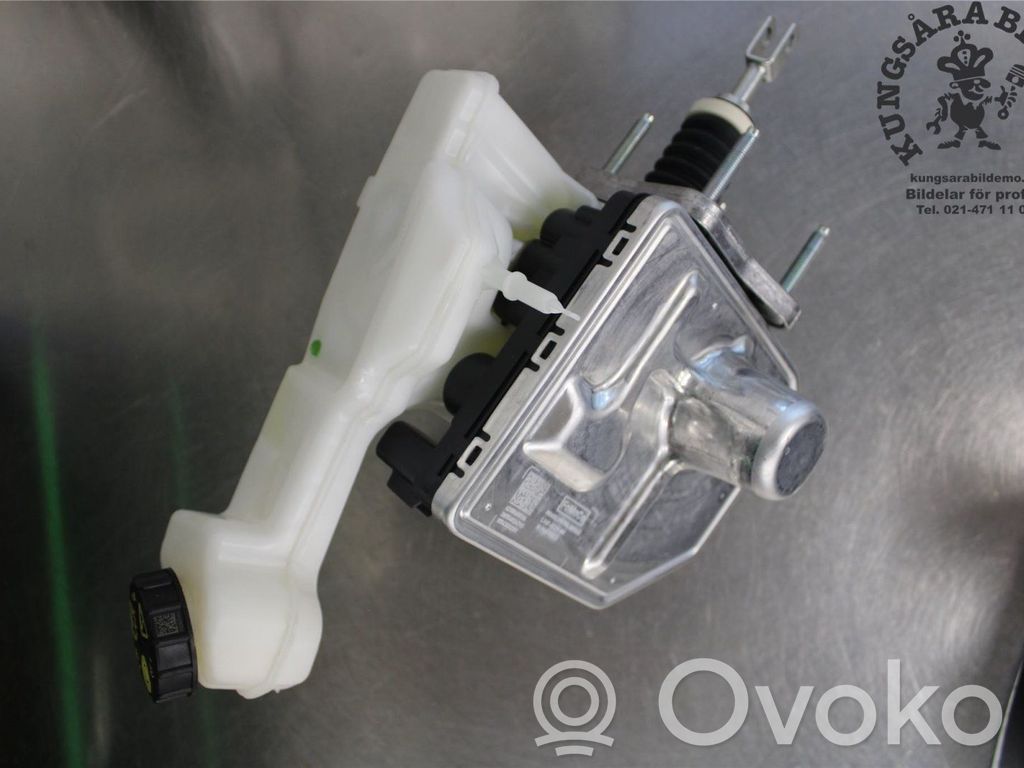 Ford Kuga III Master brake cylinder 