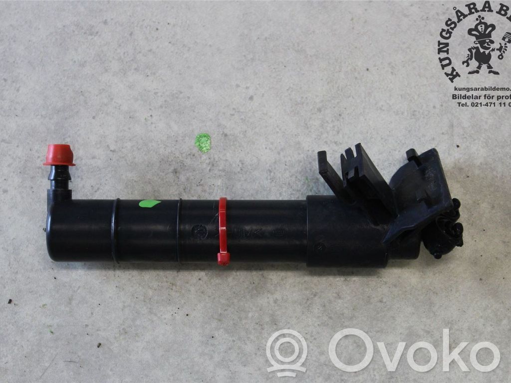 Ford Focus Dysza spryskiwacza lampy przedniej 